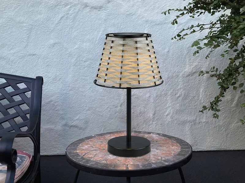 MeineWunschleuchte 2er SET Solar LED Tischleuchten Schwarz Mit Lampenschirm Rattanoptik Höhe 32cm – Bild 7