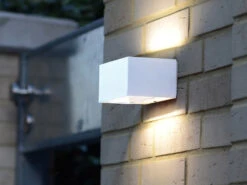 Lutec Eckige LED Außenwandlampe GEMINI Up And Down Aus ALU Weiß 14cm Breit, IP54