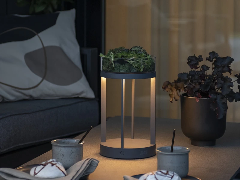 Konstsmide LED Outdoor Tischlaterne CHIETI Per USB Aufladbar, Grau Höhe 25cm â Bild 5