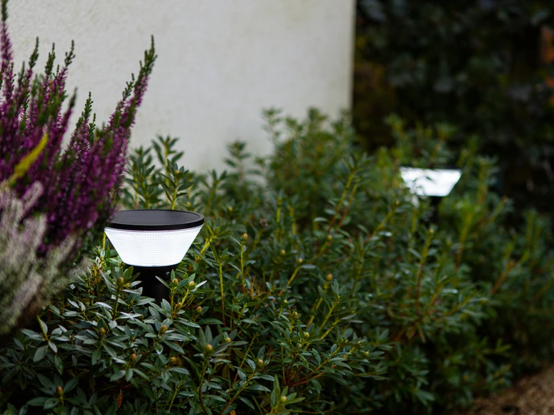 Lutec Solar LED Wegeleuchte KARLO 45cm, Bewegungsmelder & RGB Farbwechsel â Bild 3